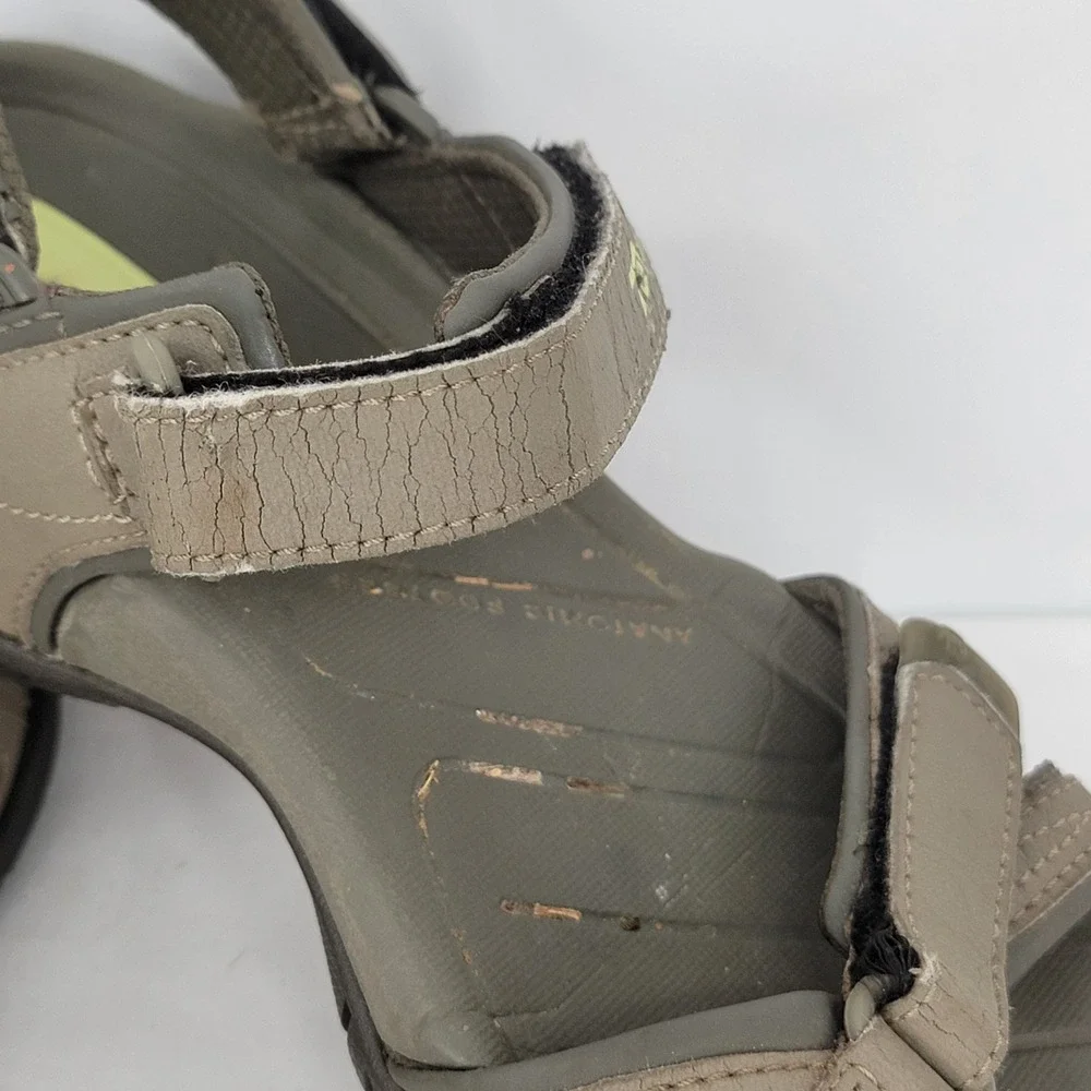 Teva Tanza Brown Olive Green Sport Sandals Mens 7 Water Hiking